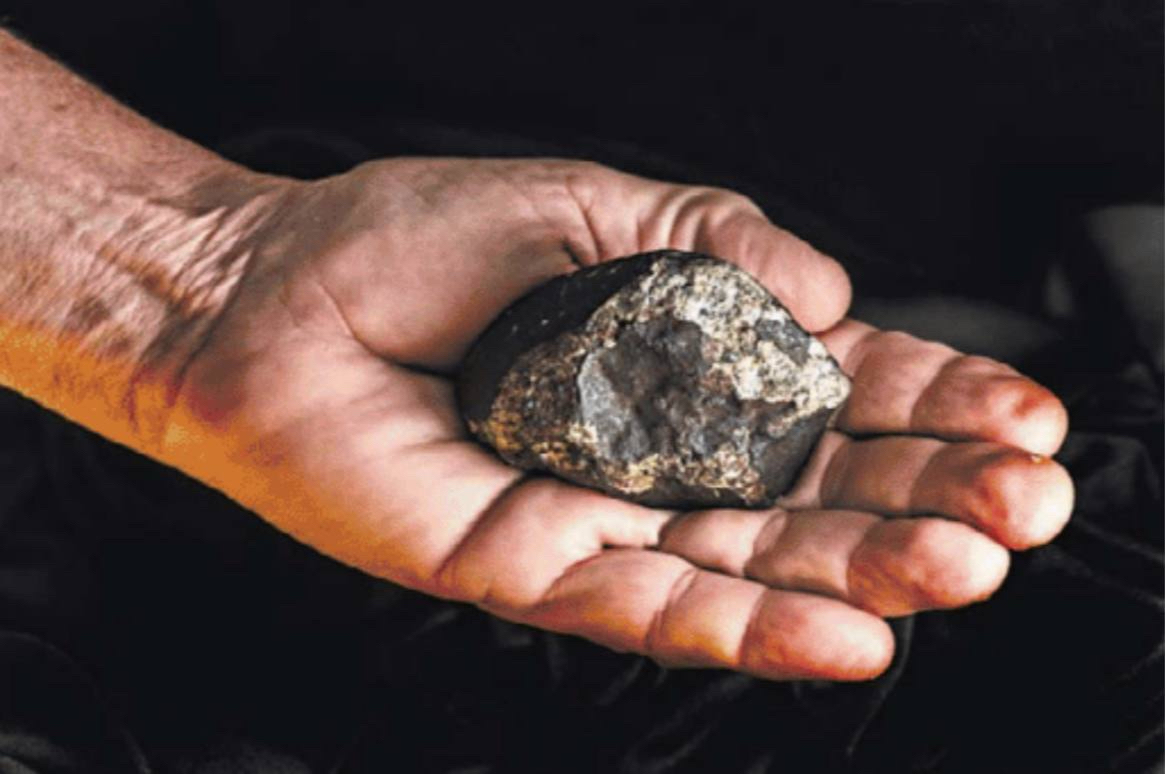 سقوط-شهاب-سنگها-در-برزیل-مجله-طلاوجواهر