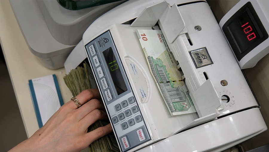 افزایس تقاضا برای دریافت وجه نقد