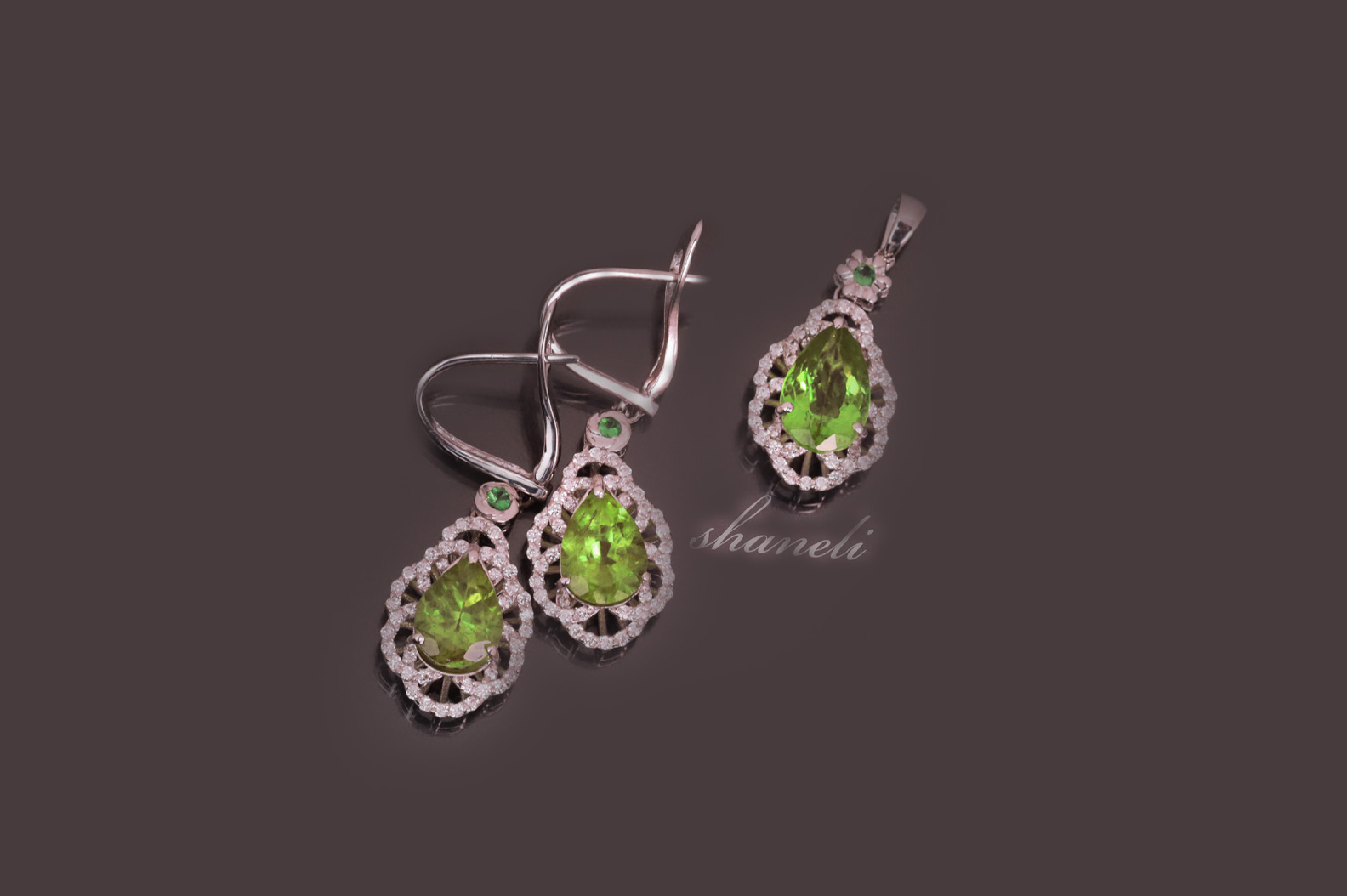 گالری جواهرات شانلی الهام نظری